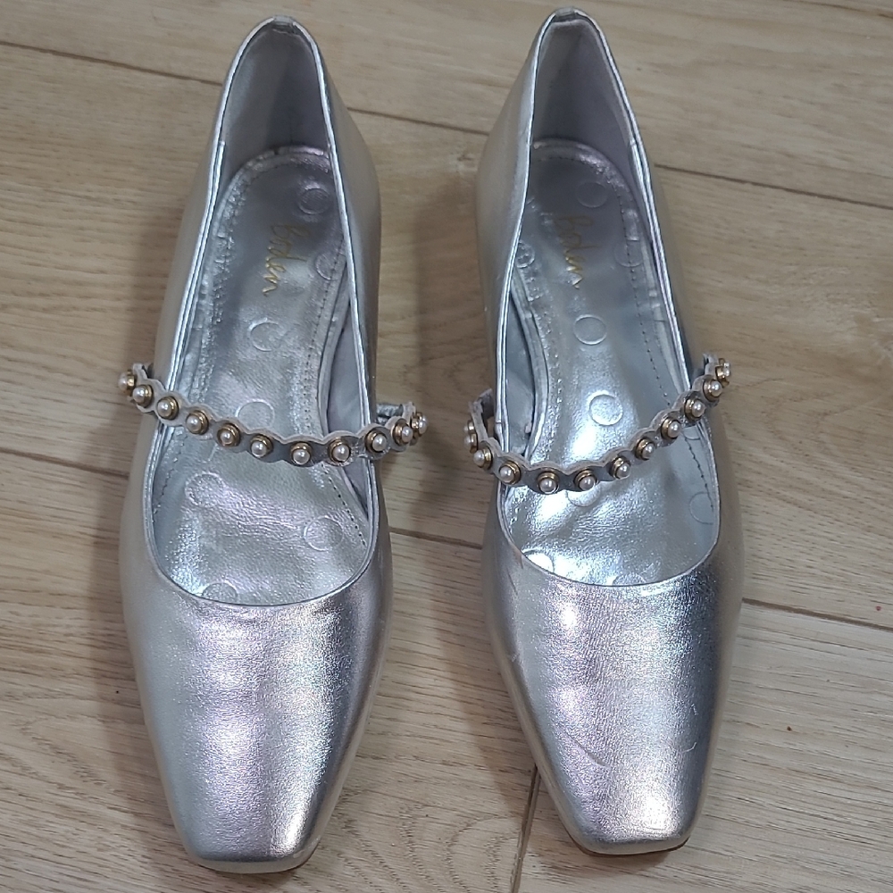 Boden Elegant Silver Women's Shoes with Pearl Detail Size 39/8 - Picture 1 of 9